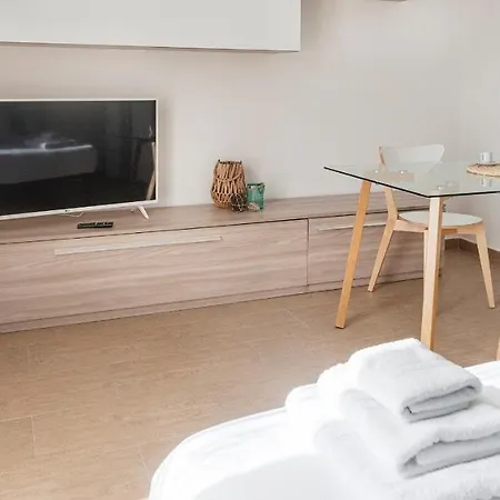 Appartement Nulauro 12 *